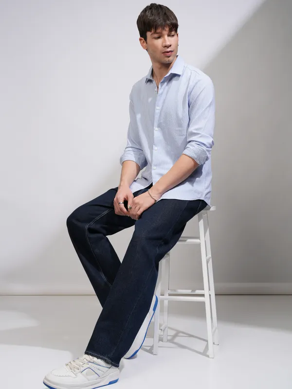 Highlander Men White Striped Slim Fit Casual Shirt