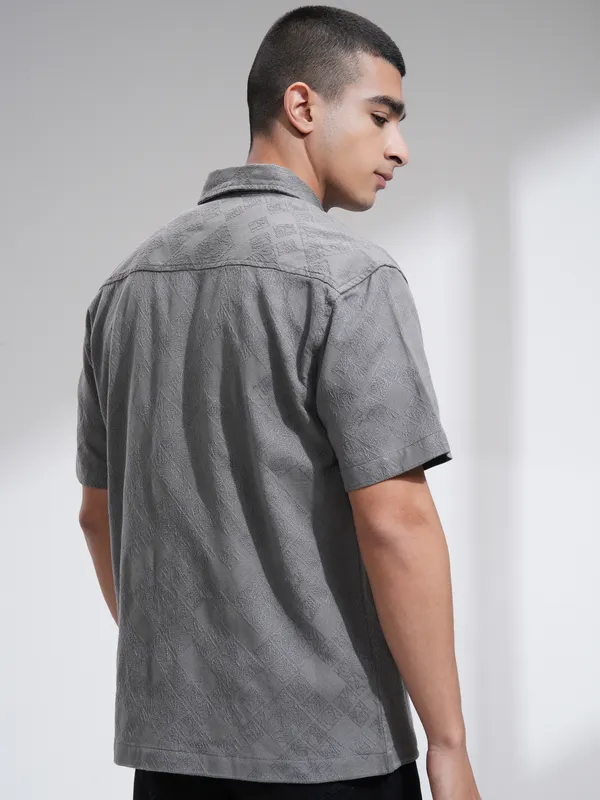 Highlander Men Grey Textured Relaxed Fit Casual Shirt
