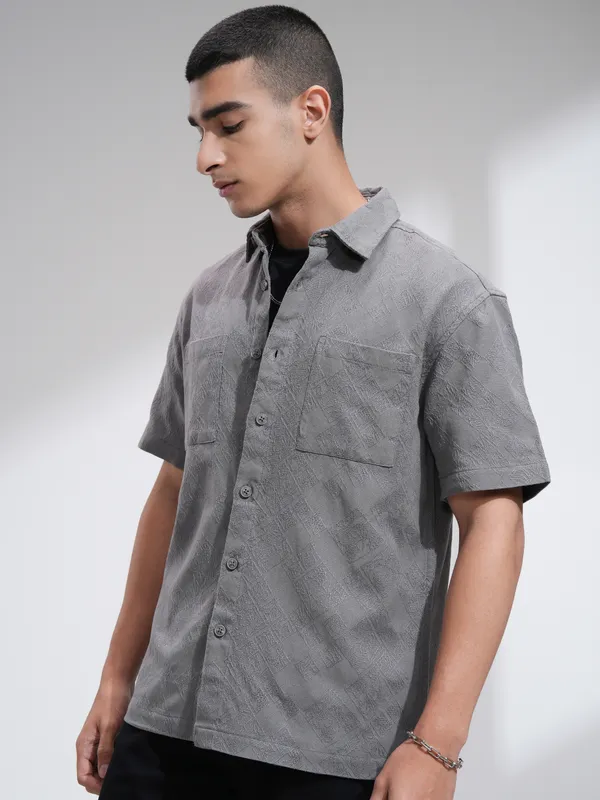Highlander Men Grey Textured Relaxed Fit Casual Shirt
