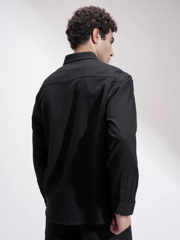 Highlander Men Black Self Design Relaxed Fit Casual Shirt