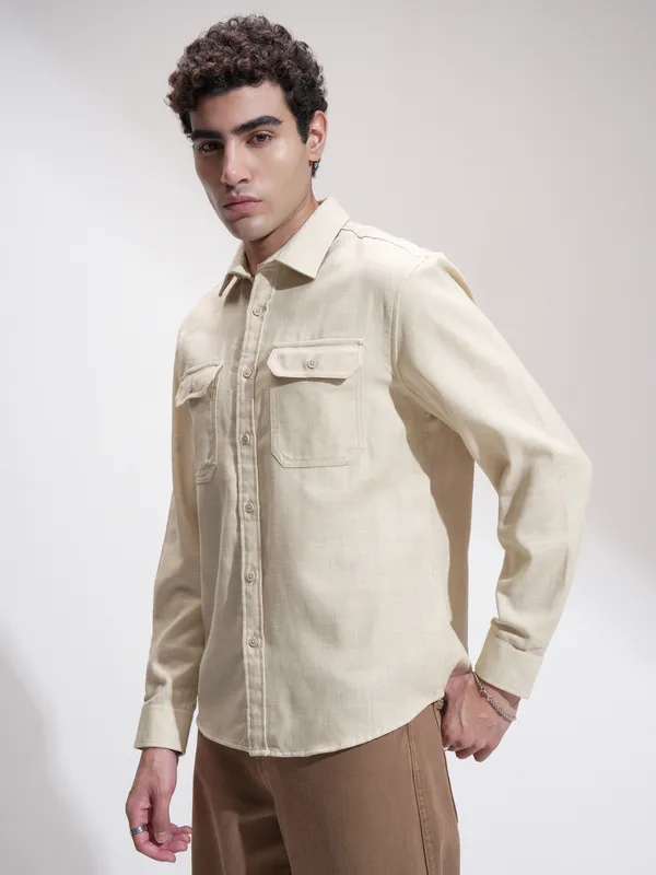 Highlander Men Cream Self Design Relaxed Fit Casual Shirt