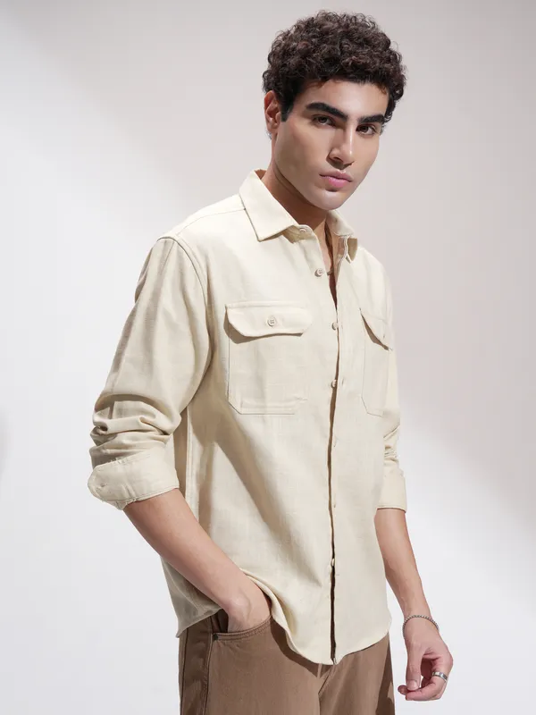 Highlander Men Cream Self Design Relaxed Fit Casual Shirt