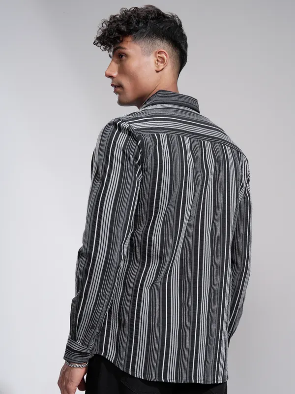 Highlander Men Black Striped Slim Fit Casual Shirt