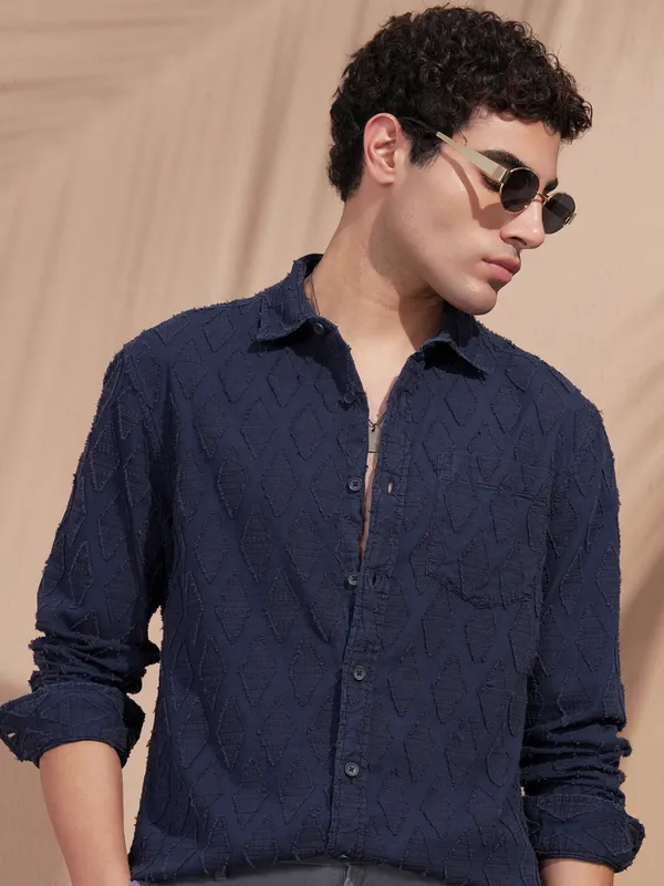 Highlander Men Navy Blue Self Design Relaxed Fit Casual Shirt