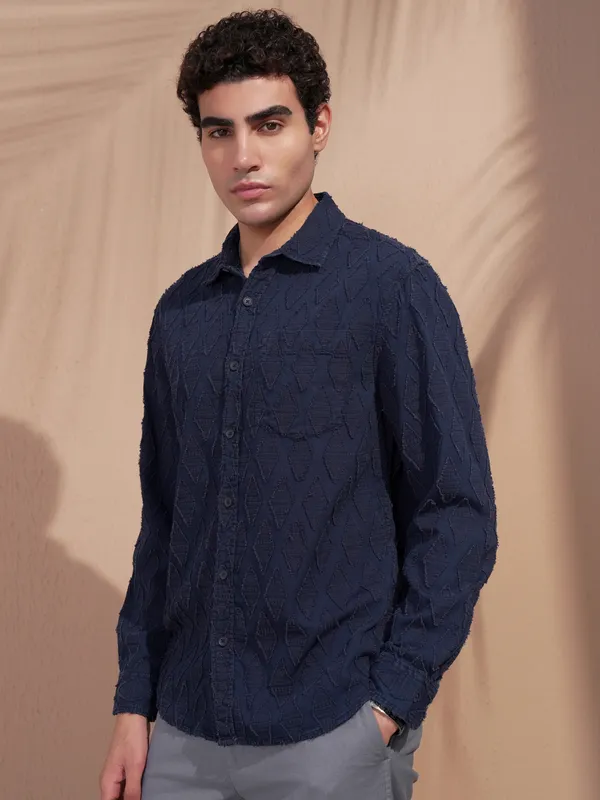 Highlander Men Navy Blue Self Design Relaxed Fit Casual Shirt