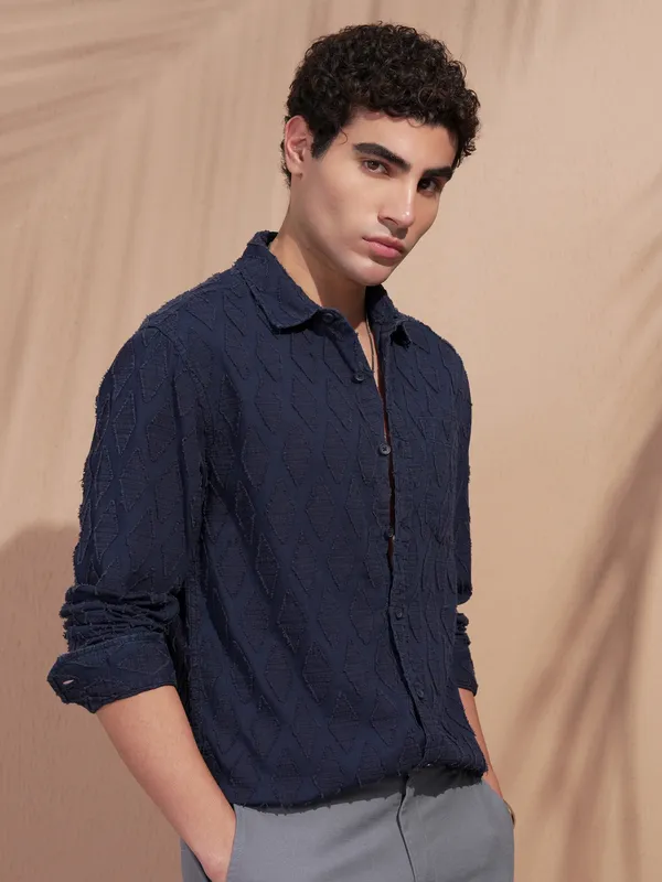 Highlander Men Navy Blue Self Design Relaxed Fit Casual Shirt