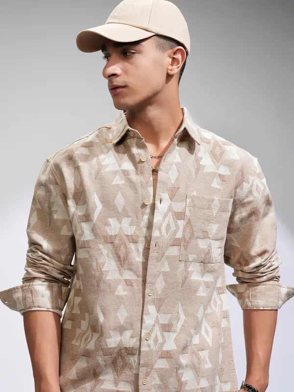 Highlander Men Beige Printed Relaxed Fit Casual Shirt