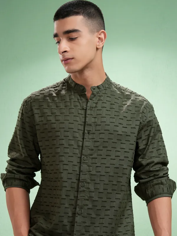 Highlander Men Olive Self Design Relaxed Fit Casual Shirt