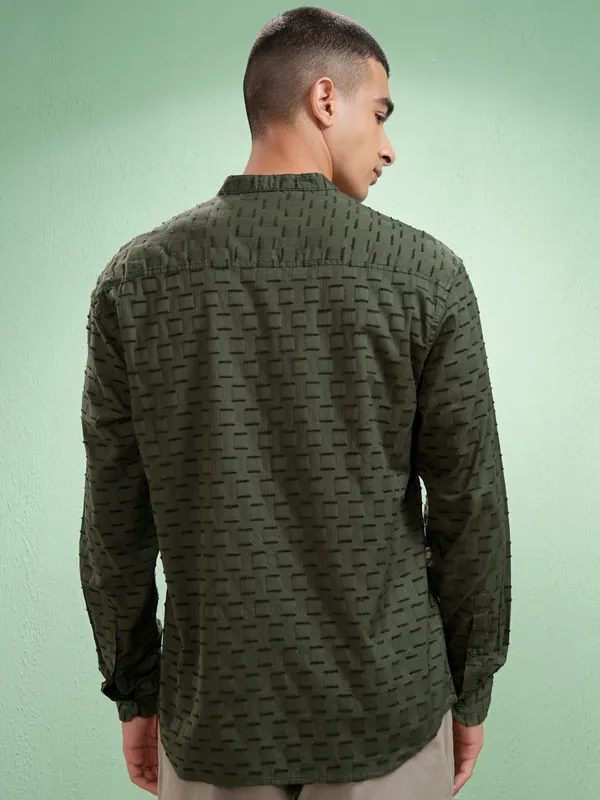 Highlander Men Olive Self Design Relaxed Fit Casual Shirt