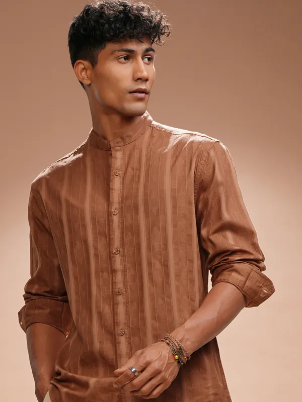 Highlander Men Rust Self Design Relaxed Fit Casual Shirt