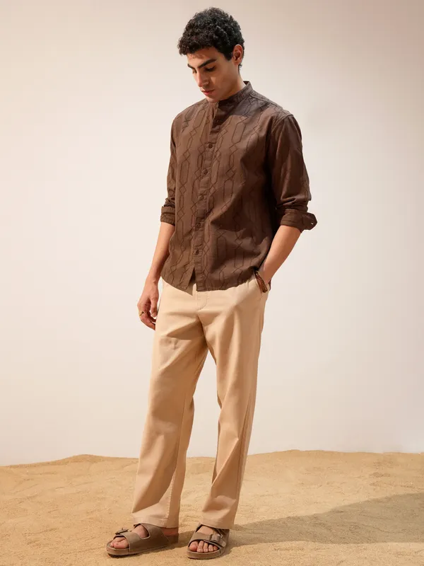 Highlander Men Brown Self Design Relaxed Fit Casual Shirt