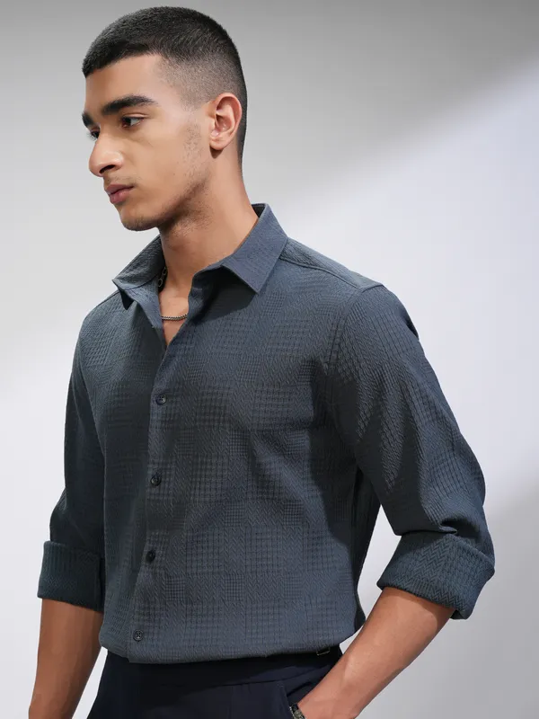 Highlander Men Blue Textured Slim Fit Casual Shirt
