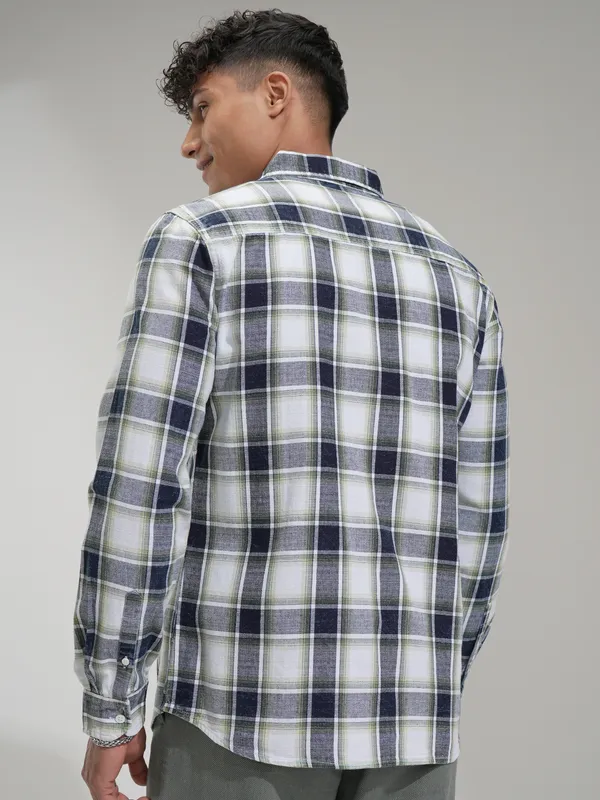 Highlander Men Green Checked Slim Fit Casual Shirt