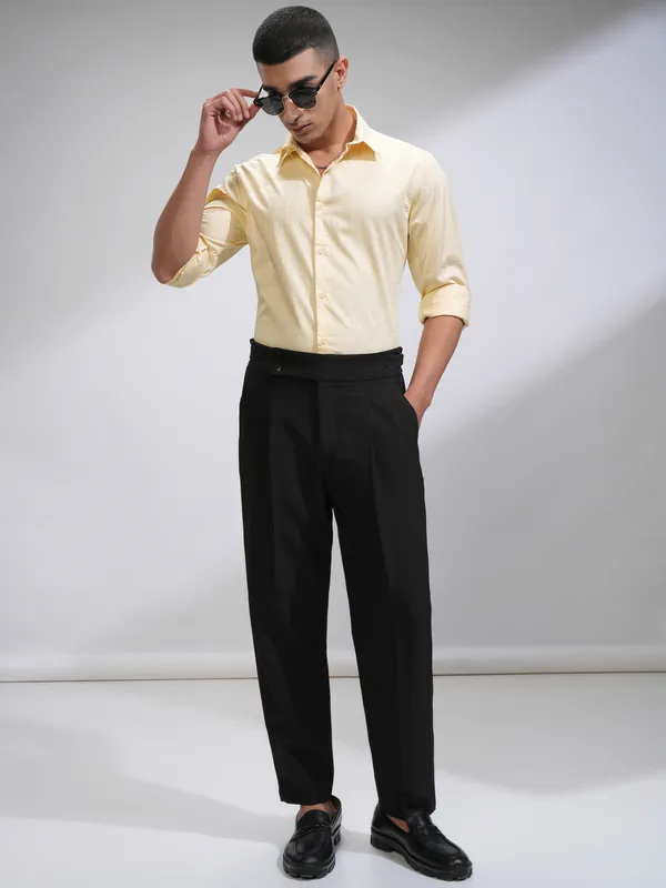 Highlander Men Cream Textured Slim Fit Casual Shirt