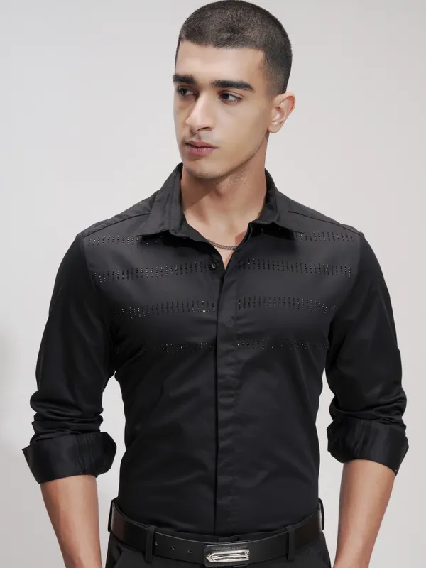 Highlander Men Black Self Design Slim Fit Casual Shirt