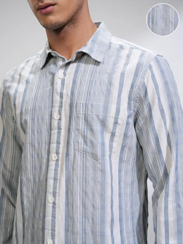 Highlander Men White Striped Slim Fit Casual Shirt