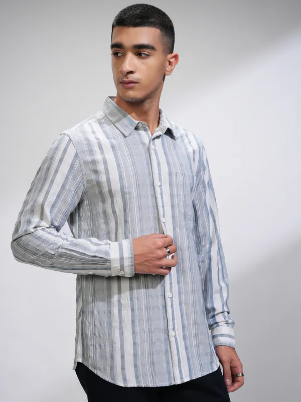 Highlander Men White Striped Slim Fit Casual Shirt