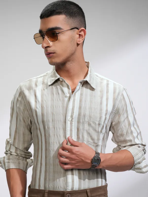 Men Slim Fit Casual Shirt
