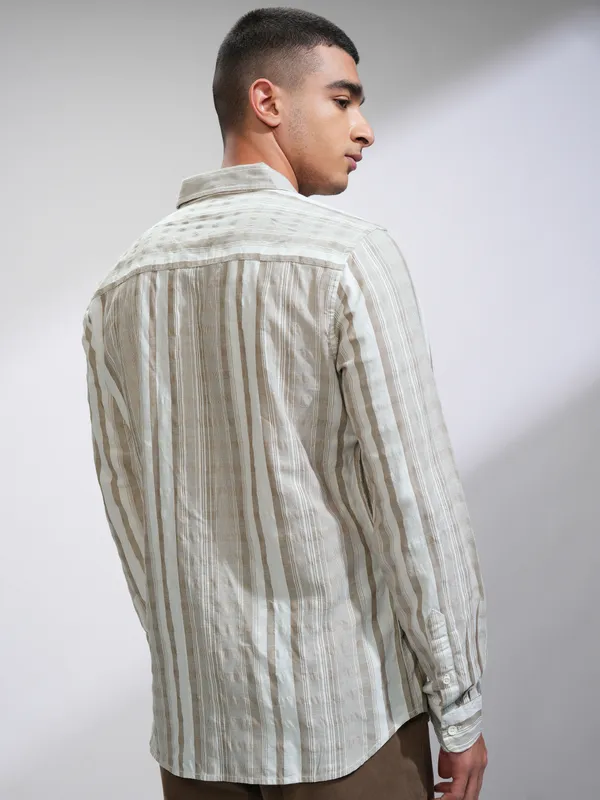 Highlander Men White Striped Slim Fit Casual Shirt