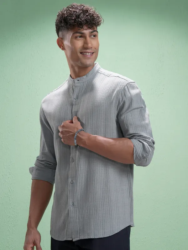 Highlander Men Grey Striped Relaxed Fit Casual Shirt