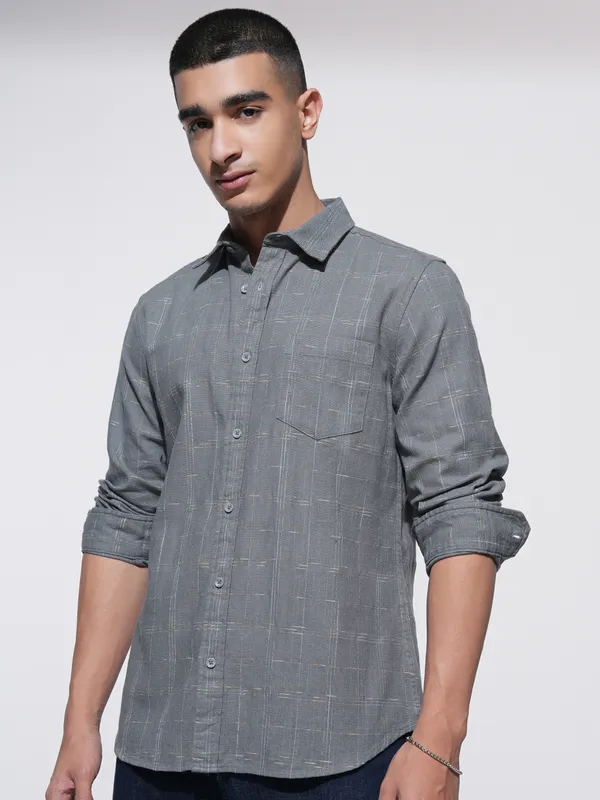 Highlander Men Grey Checked Slim Fit Casual Shirt