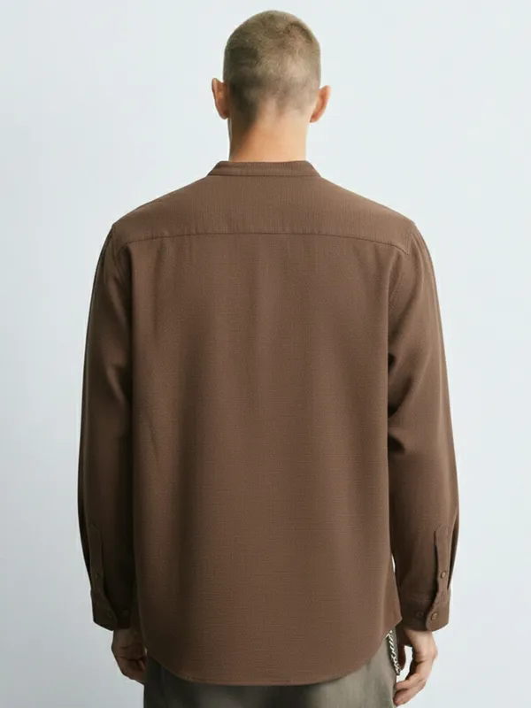 Highlander Men Coffee Brown Self Design Relaxed Fit Casual Shirt