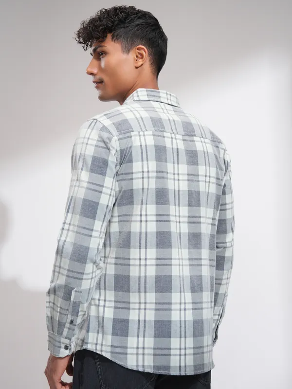 Highlander Men Green Checked Slim Fit Casual Shirt