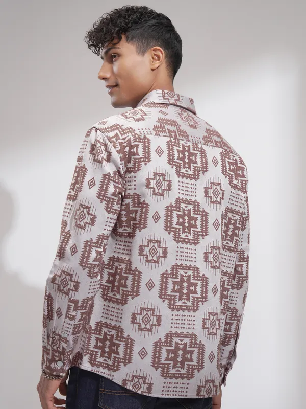 Highlander Men Brown Self Design Relaxed Fit Casual Shirt