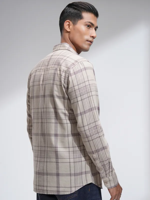 Highlander Men Beige Checked Slim Fit Casual Shirt