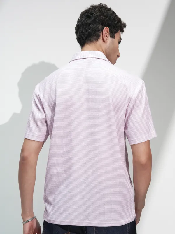 Highlander Men Mauve Self Design Relaxed Fit Casual Shirt