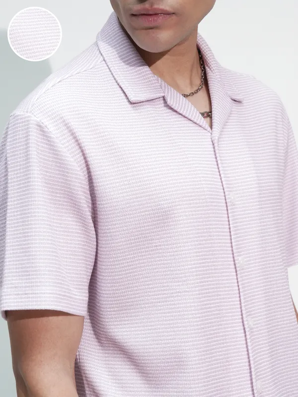 Highlander Men Mauve Self Design Relaxed Fit Casual Shirt