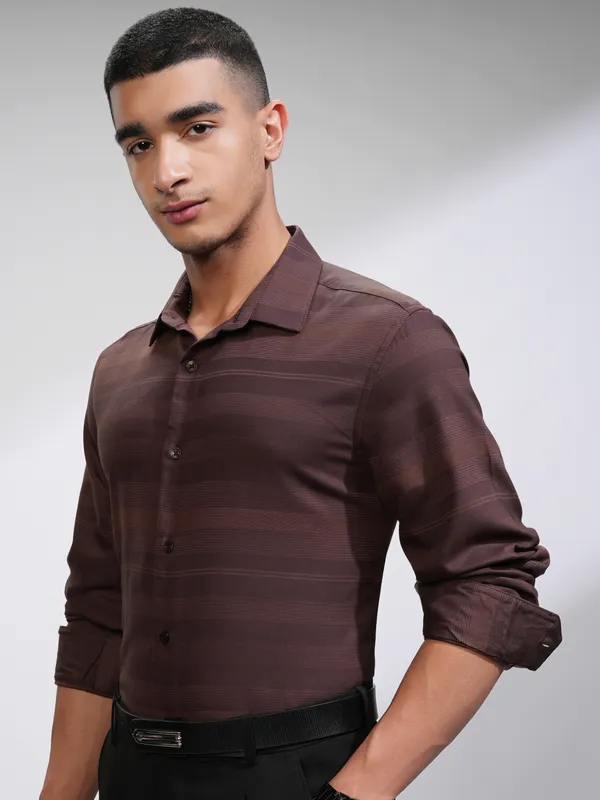 Highlander Men Coffee Brown Striped Slim Fit Casual Shirt