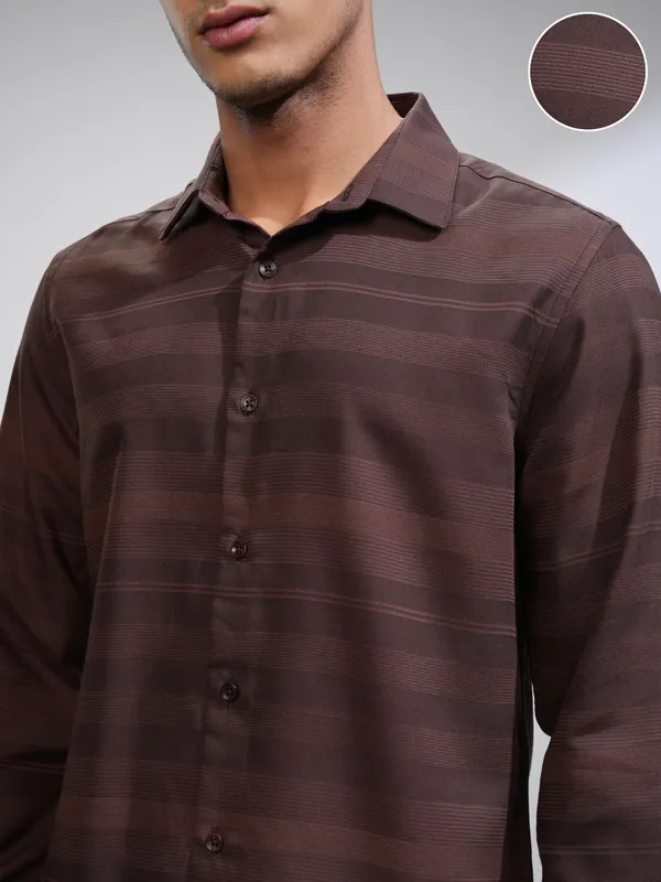 Highlander Men Coffee Brown Striped Slim Fit Casual Shirt