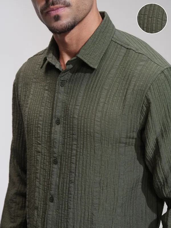 Highlander Men Olive Textured Relaxed Fit Casual Shirt