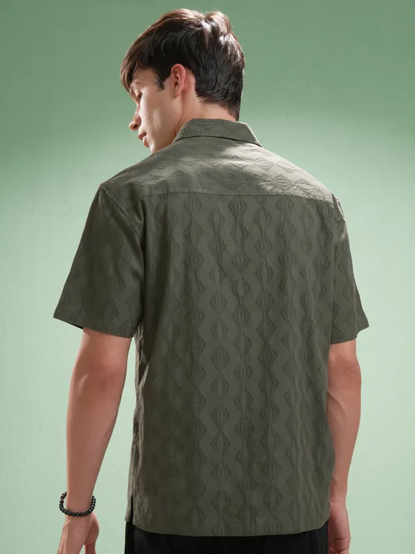 Highlander Men Green Self Design Relaxed Fit Casual Shirt