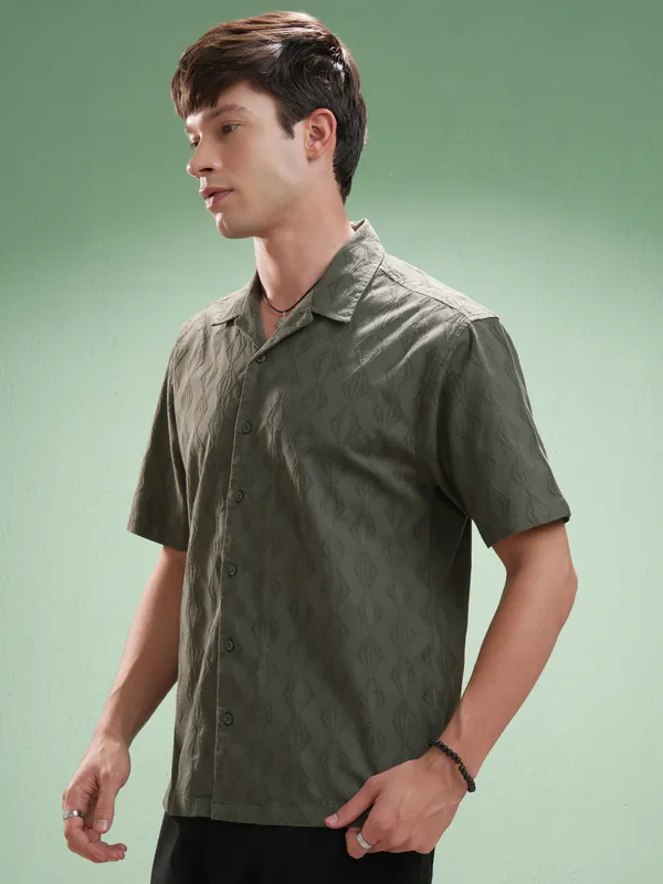 Highlander Men Green Self Design Relaxed Fit Casual Shirt