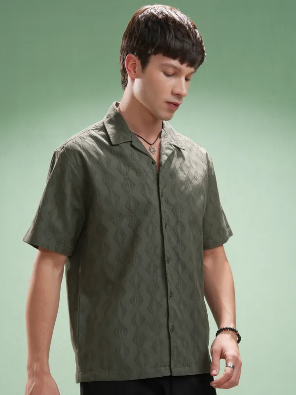 Highlander Men Green Self Design Relaxed Fit Casual Shirt