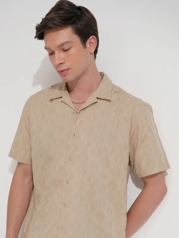 Highlander Men Beige Self Design Relaxed Fit Casual Shirt