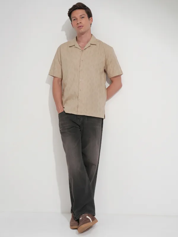Highlander Men Beige Self Design Relaxed Fit Casual Shirt