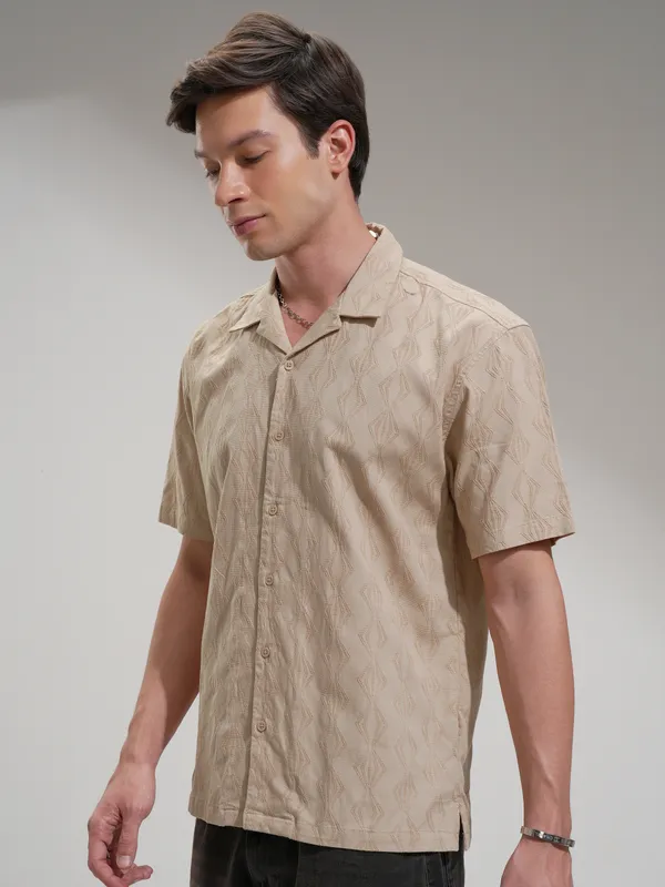 Highlander Men Beige Self Design Relaxed Fit Casual Shirt