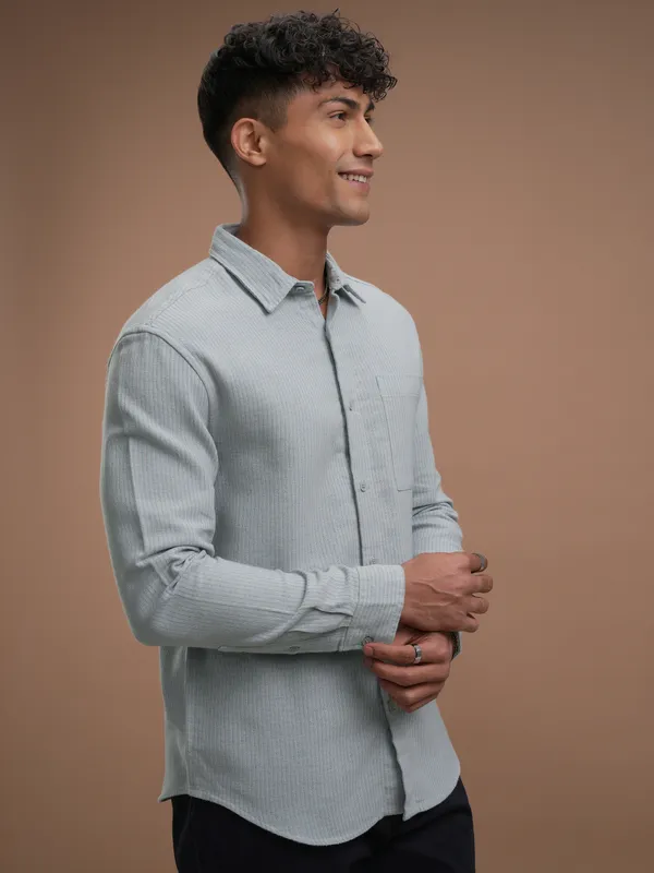 Highlander Men Blue Striped Slim Fit Casual Shirt