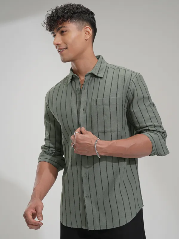 Highlander Men Green Striped Slim Fit Casual Shirt