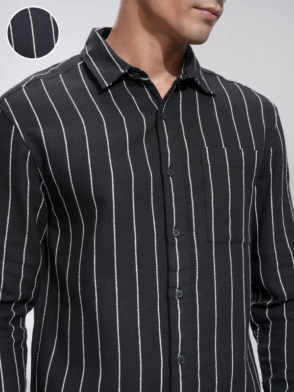 Highlander Men Black Striped Slim Fit Casual Shirt