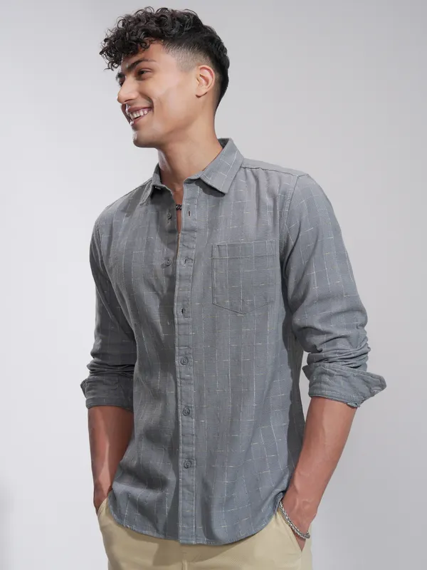Highlander Men Grey Self Design Slim Fit Casual Shirt