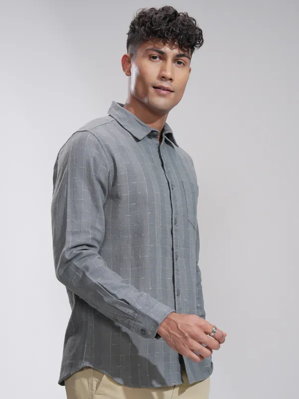 Highlander Men Grey Self Design Slim Fit Casual Shirt