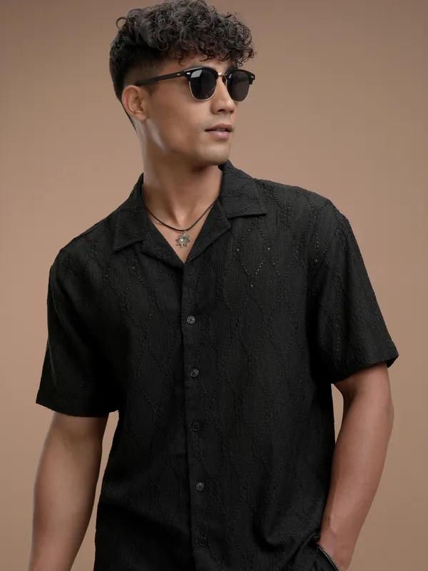 Highlander Men Black Relaxed Fit Casual Shirt