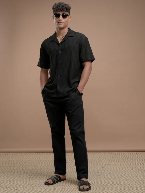 Highlander Men Black Relaxed Fit Casual Shirt