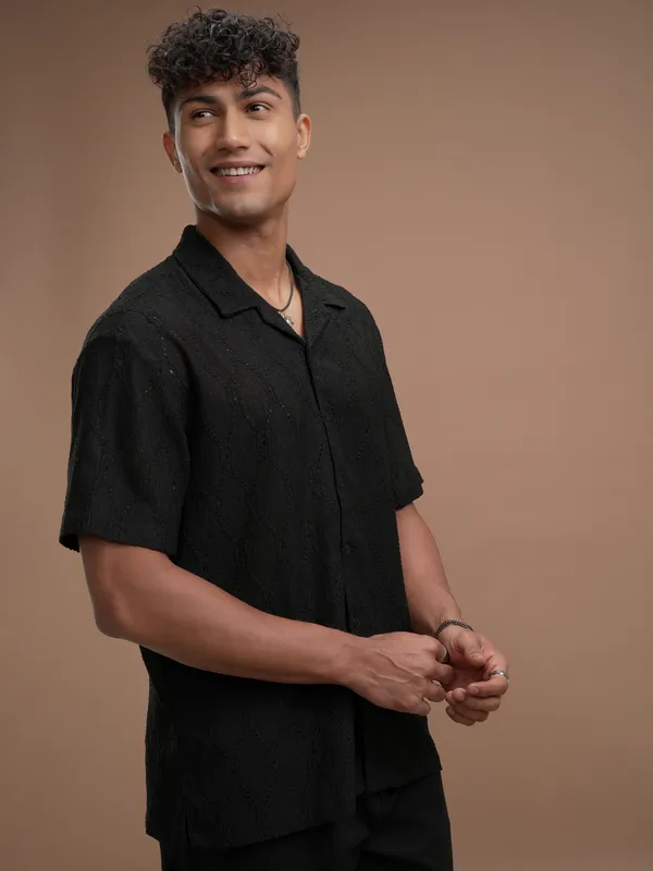 Highlander Men Black Relaxed Fit Casual Shirt