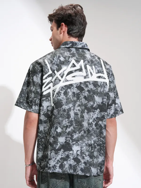 Highlander Men Black Printed Oversized Fit Casual Shirt