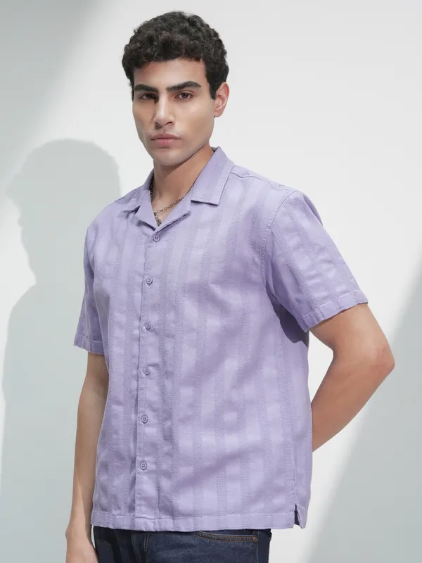 Highlander Men Lavender Self Design Relaxed Fit Casual Shirt